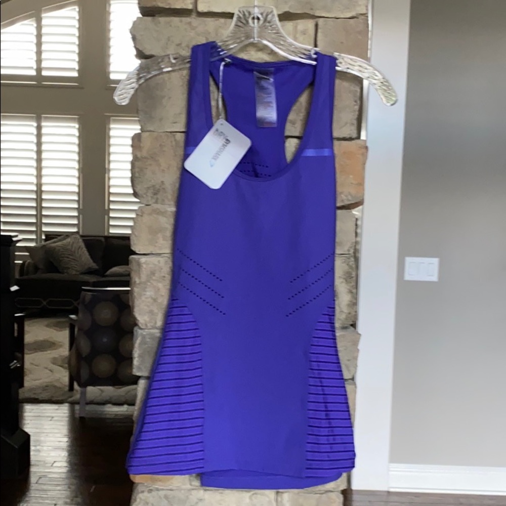 NWT Gymshark Pro Perform Vest Size Small